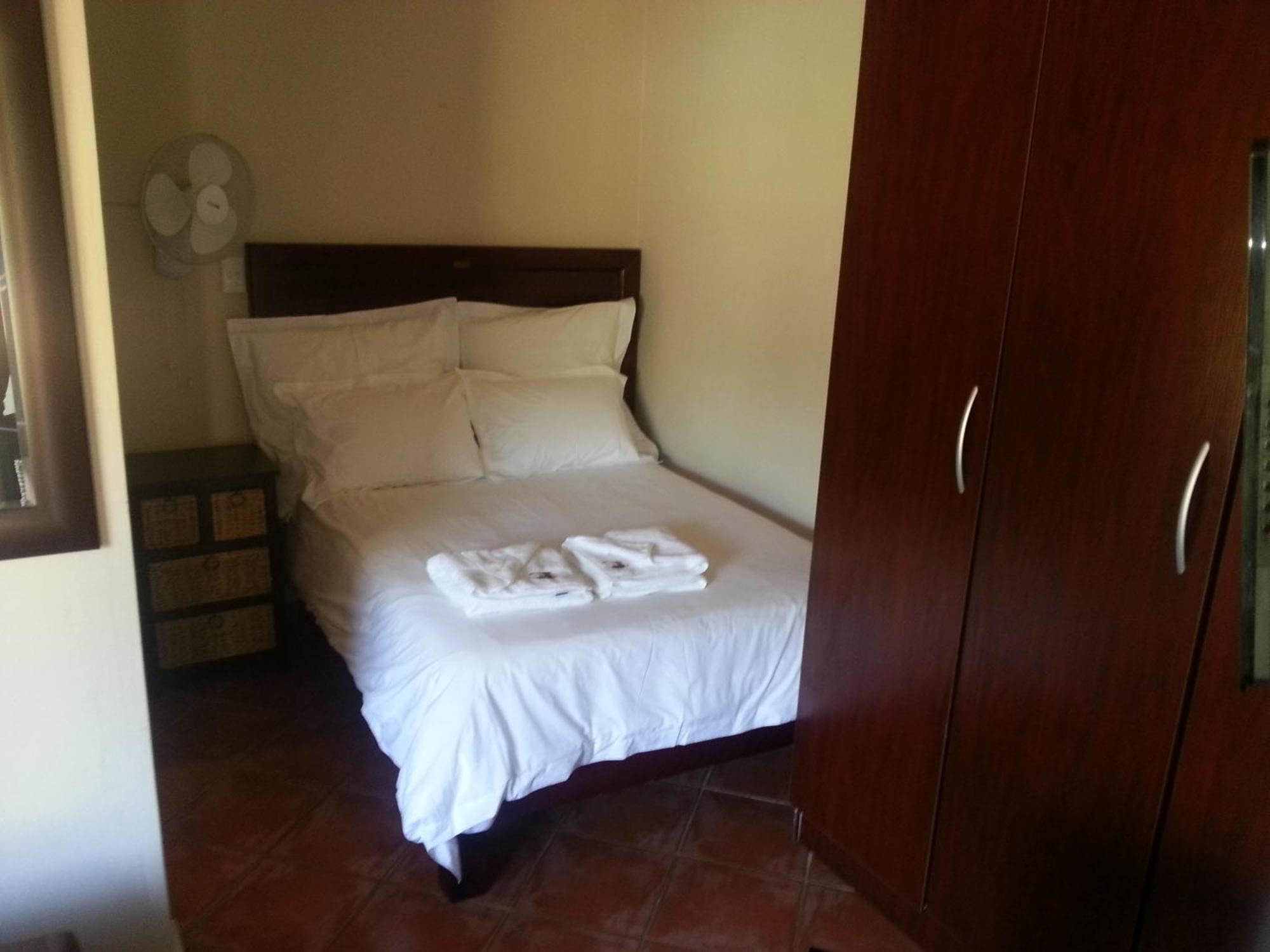 Private Apartments & Biz Stays Претория Номер фото