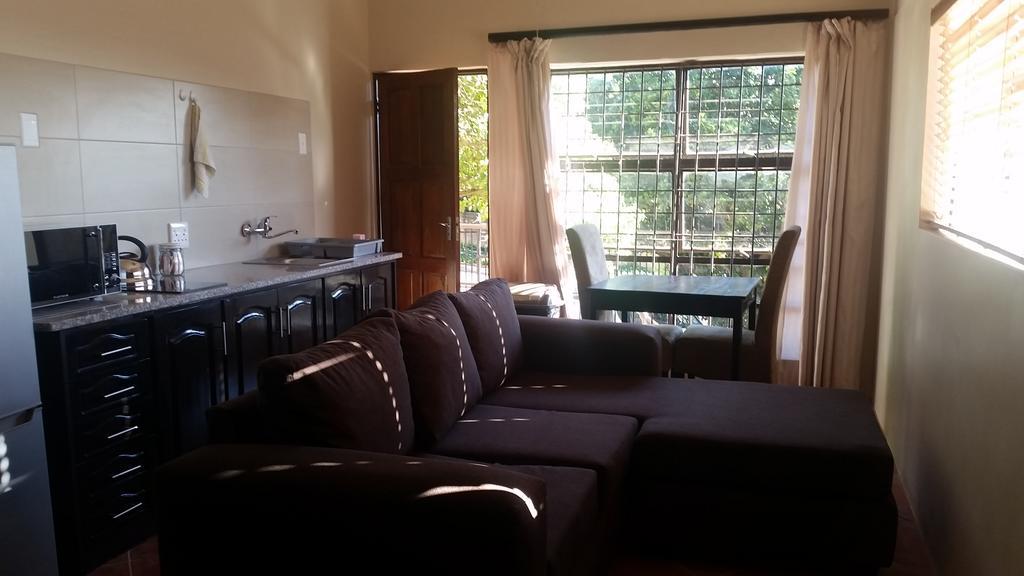 Private Apartments & Biz Stays Претория Экстерьер фото