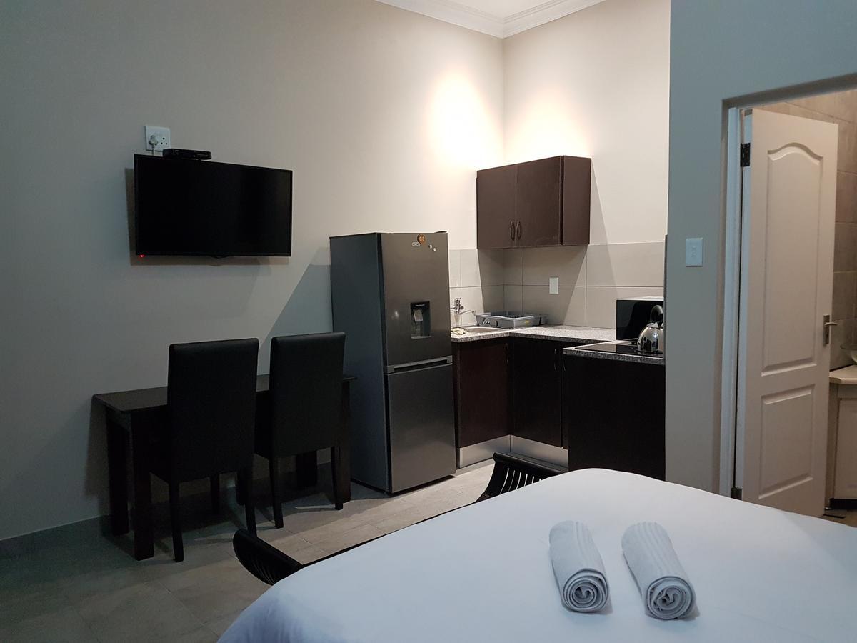 Private Apartments & Biz Stays Претория Экстерьер фото