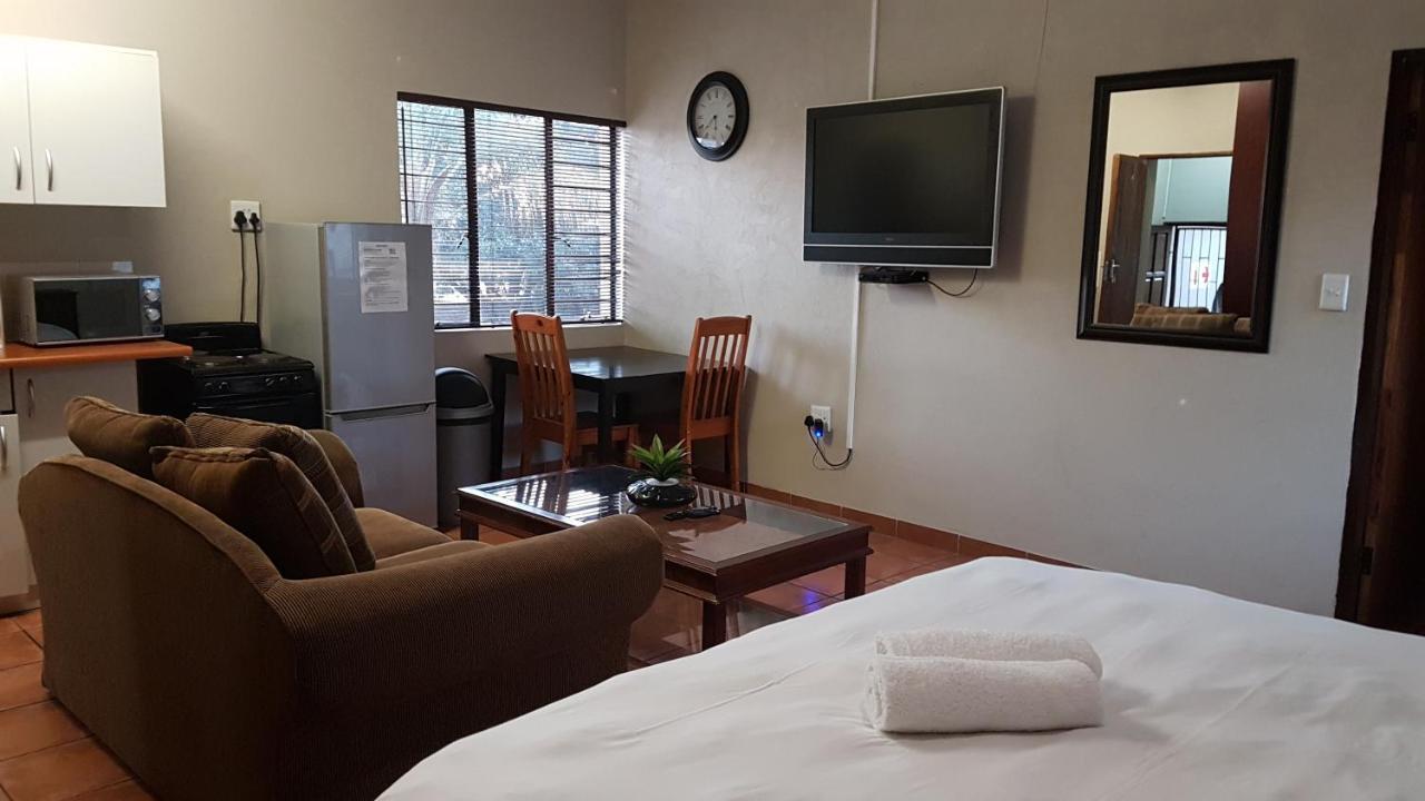 Private Apartments & Biz Stays Претория Экстерьер фото